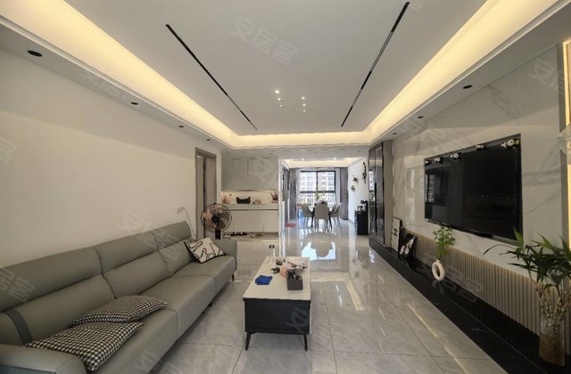 书香华府(D区)3室2厅118㎡96万二手房图片