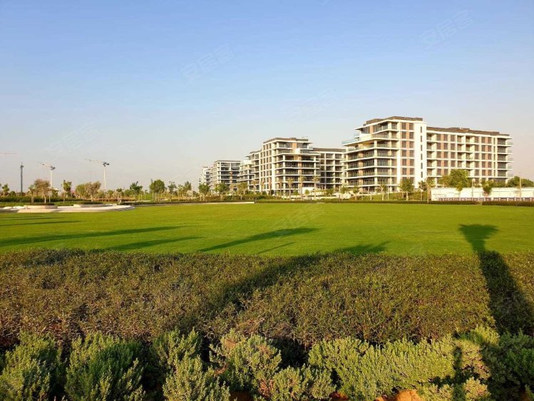 阿联酋迪拜酋长国迪拜约¥279～448万迪拜房产：迪拜山庄，高尔夫景观公寓，艾灵顿庄园，毗邻国际学校新房公寓图片