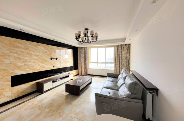 荷兰小镇东风苑3室2厅138㎡139.8万二手房图片