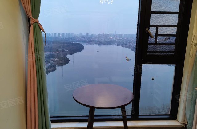 中航翡翠湾(公寓住宅)3室2厅123.58㎡110万二手房图片