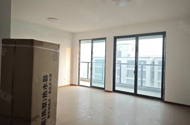 芳华里3室2厅108㎡112万二手房图片