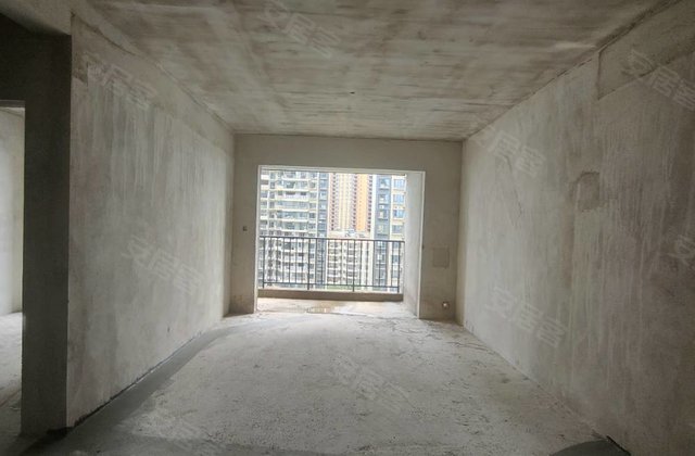 泓和旺角4室2厅130㎡61.1万二手房图片