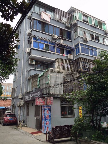 西市街175弄小区 