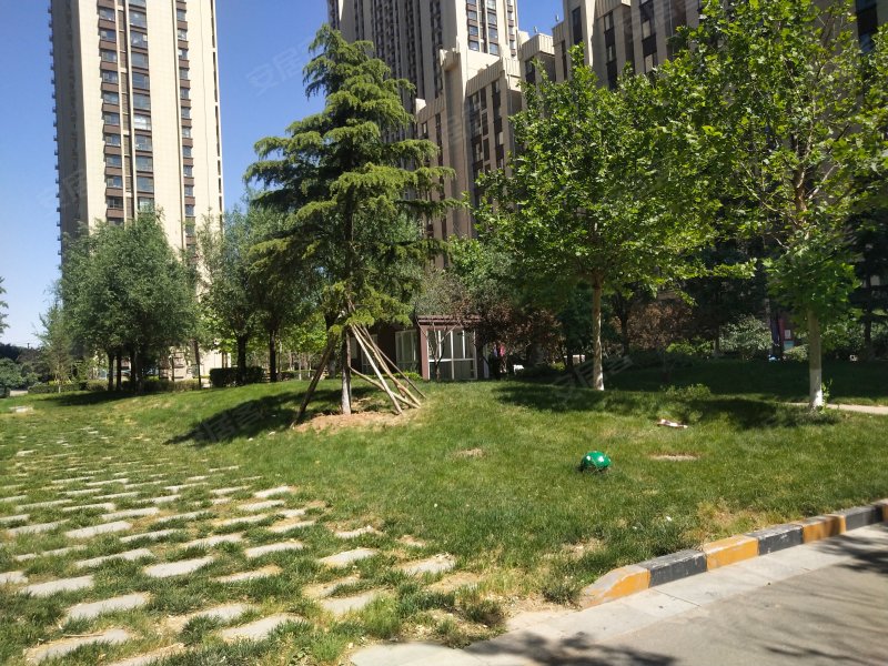 众美凤凰城玉兰苑(北区)