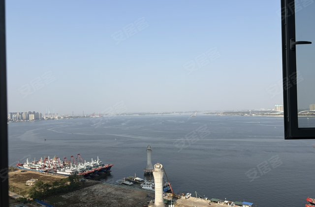 荣盛中央广场2室2厅84㎡40万二手房图片