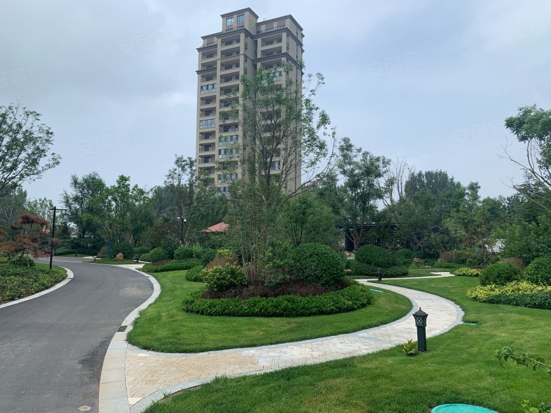 荣盛阿尔卡迪亚霸州温泉城