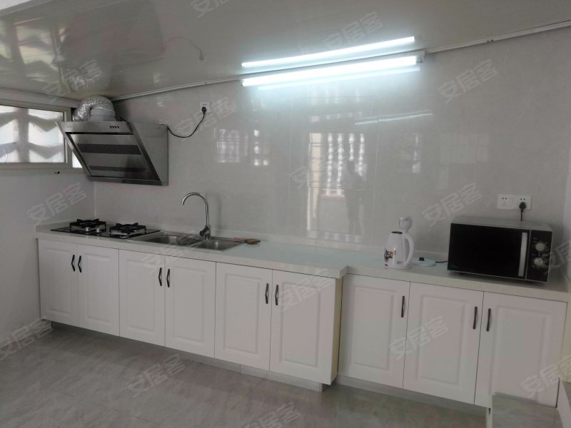 邮电路1-8号小区2室1厅1卫