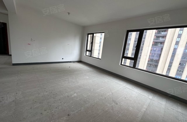 中交御墅4室2厅137.93㎡370万二手房图片
