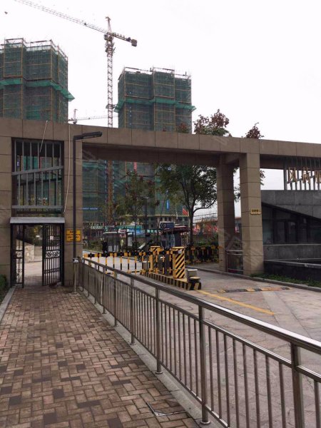 风荷丽景尚城(西区) 