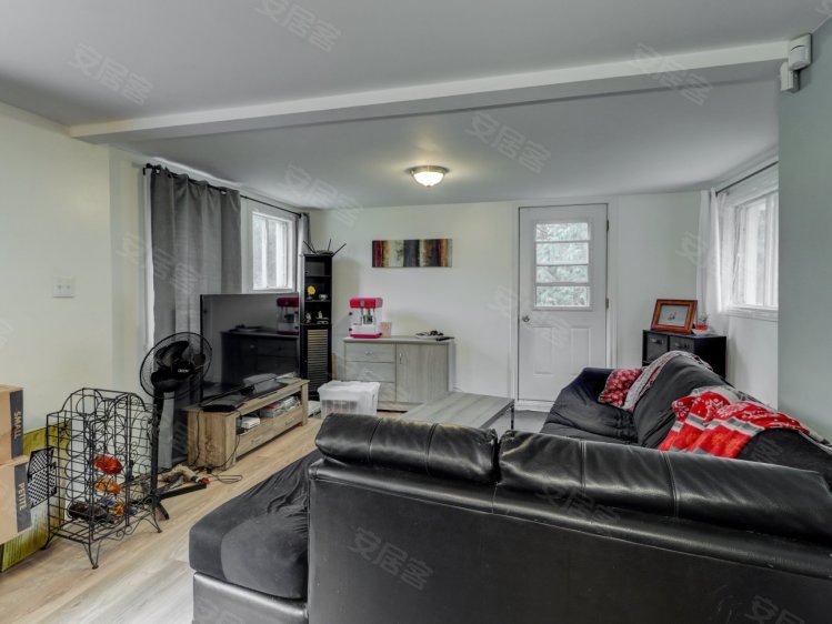 加拿大约¥92万House for sale, 578 Rue Morris, Prévost, QC J0R1T0二手房公寓图片