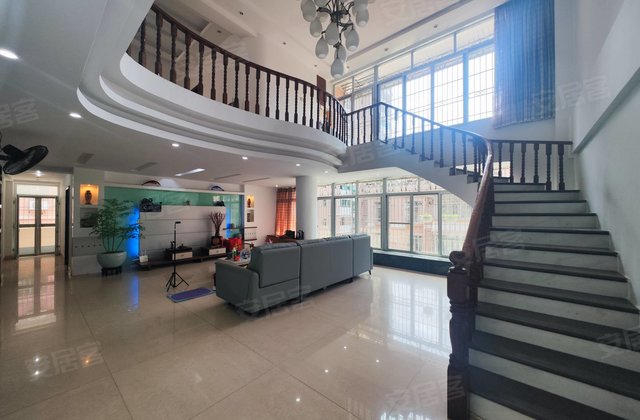 雅富苑5室4厅265.37㎡98万二手房图片