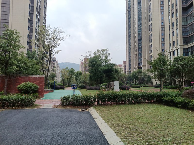 湖山壹品(商住楼)