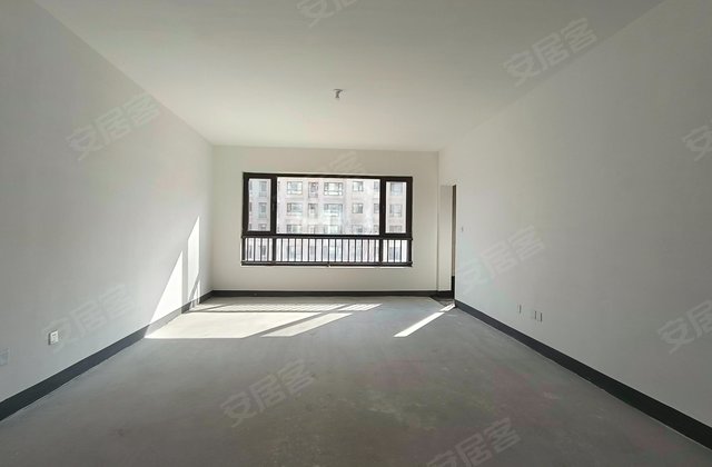 万达广场万华城4室2厅172.19㎡110万二手房图片