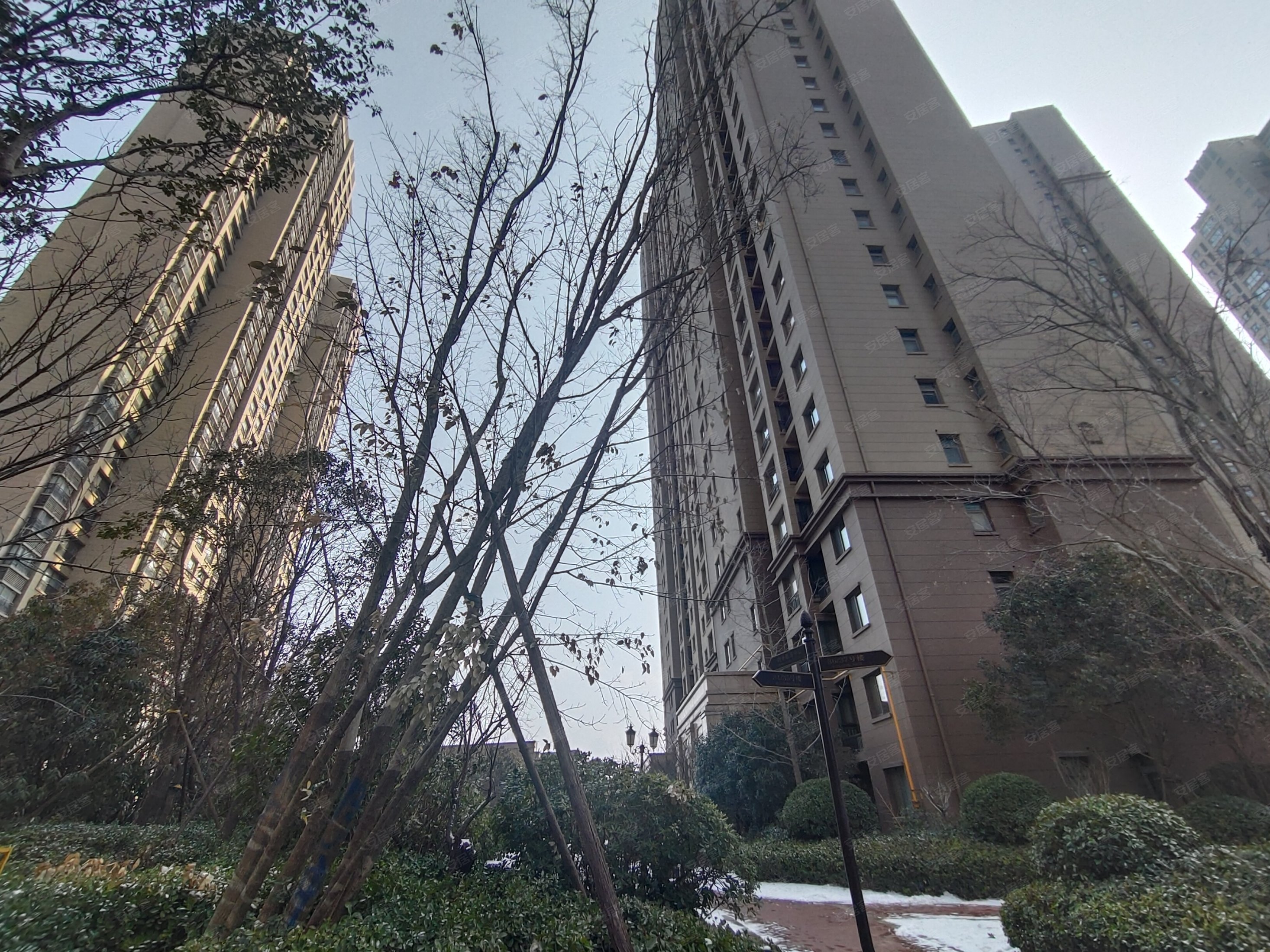 开元壹号瑞境苑带电梯板楼满二毛坯好楼层