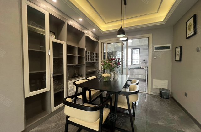 东岳新外滩4室2厅150㎡115万二手房图片