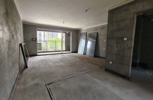 建业春天里3室2厅133㎡92.8万二手房图片
