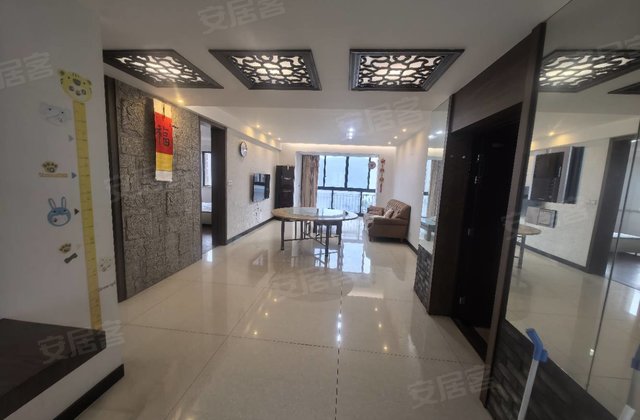 湖畔尚城3室2厅143㎡215万二手房图片