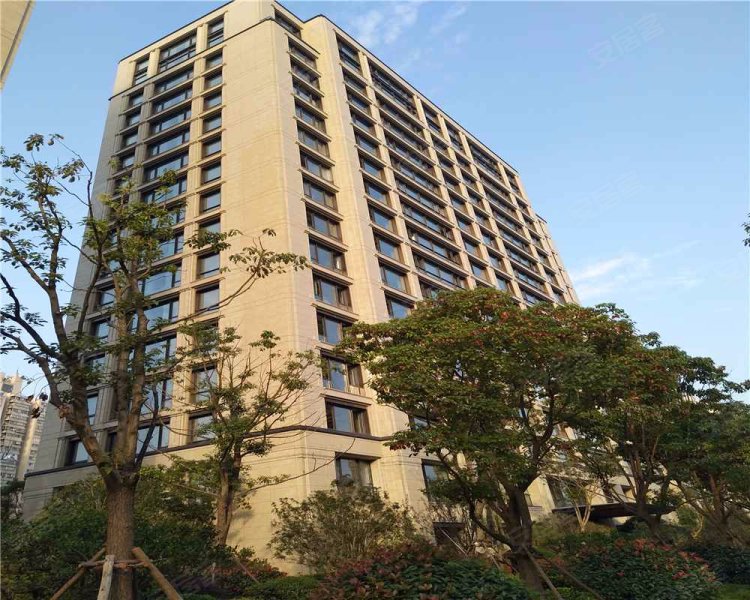 九龙仓滨江壹十八 