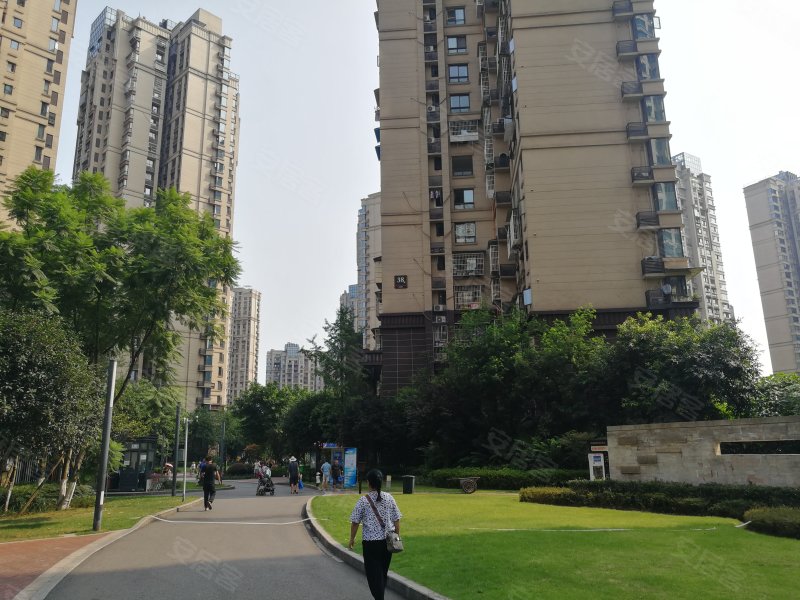鲁能山水原著溢香谷