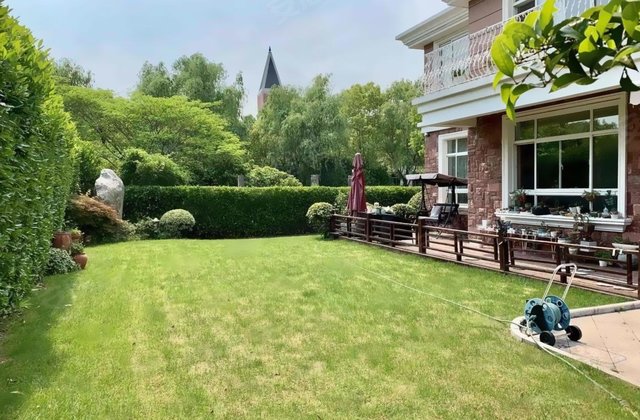 中宁别墅4室3厅320㎡1900万二手房图片