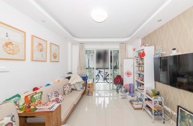 新景花苑(一期)2室2厅1卫81.59㎡南66万