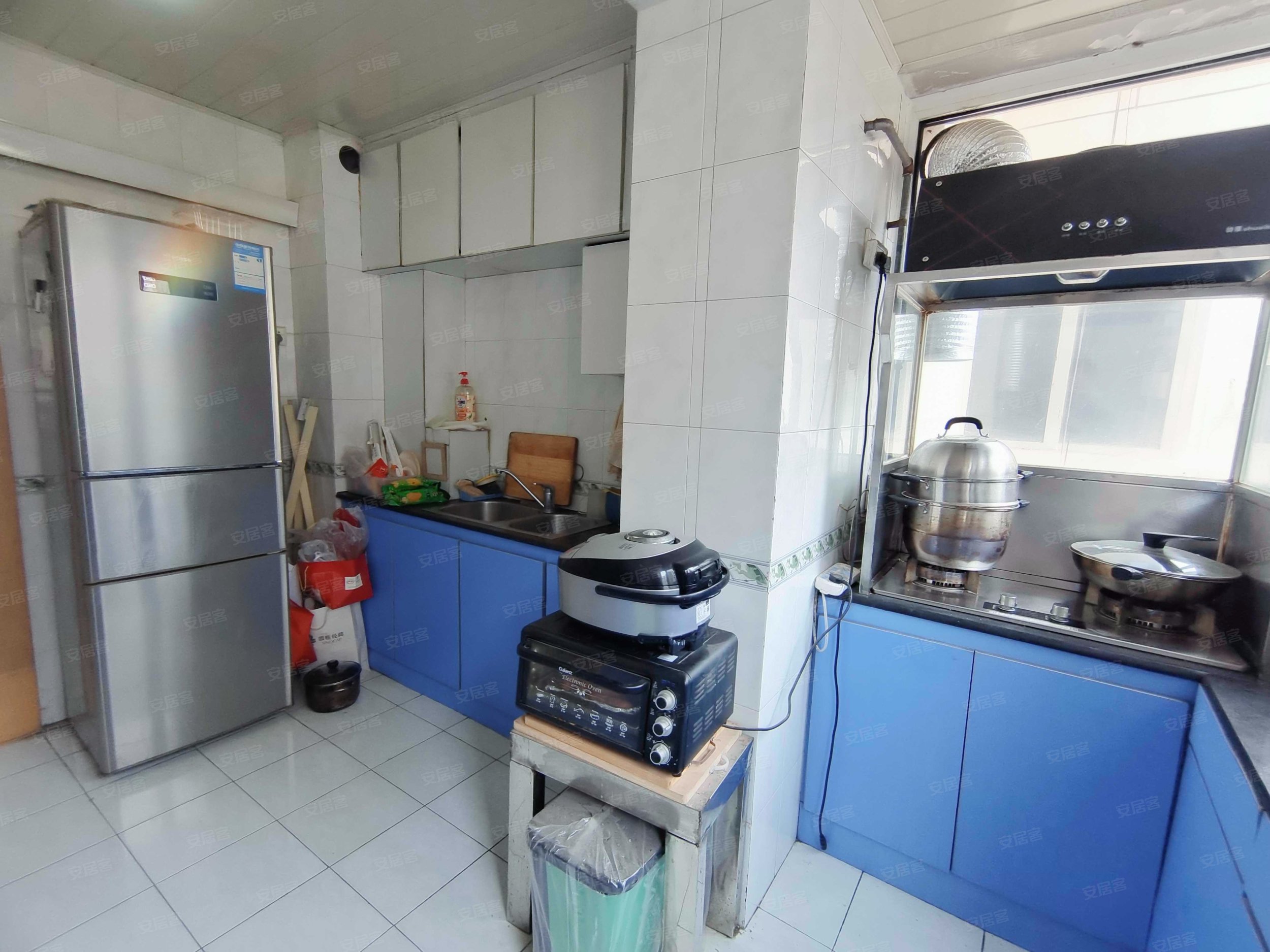 芳洲花园 地铁站旁出行方便 商业配套齐全 采光充足房东直卖