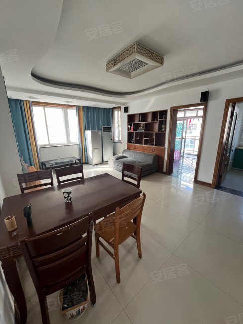 鉴湖景园小户型94方前排两室一厅书房诚心出售