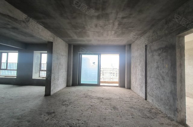 龙光尚海阳光4室2厅147㎡198.5万二手房图片