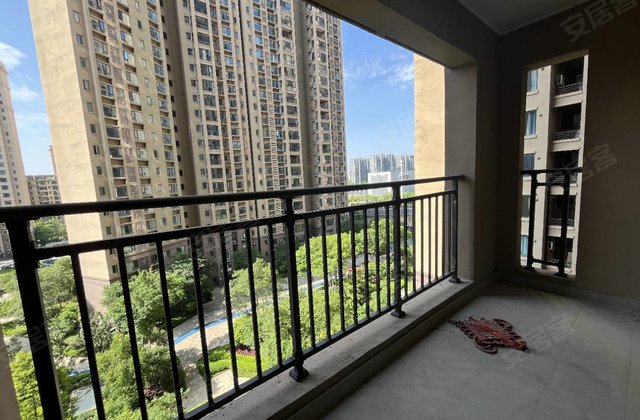 美的梧桐庄园4室2厅128㎡72.9万二手房图片
