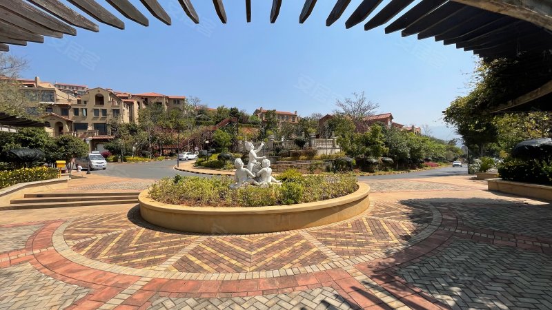 梦云南海东方(别墅)