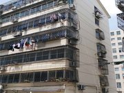 共和新村6楼有阁楼,4房2厅1卫双阳台!精装修