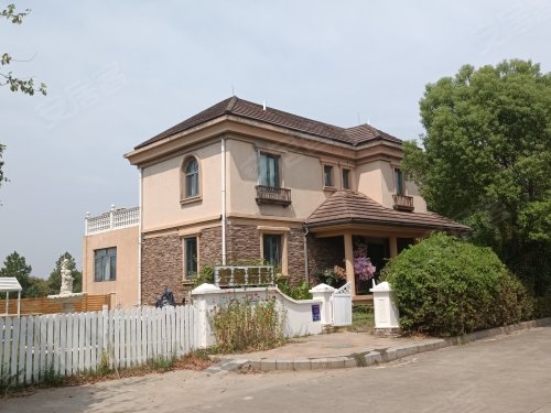 庐山南大道1999号 - 南昌保利国际高尔夫花园莱茵长堤(别墅)二手房