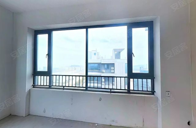 美的云潮府3室2厅110㎡162万二手房图片