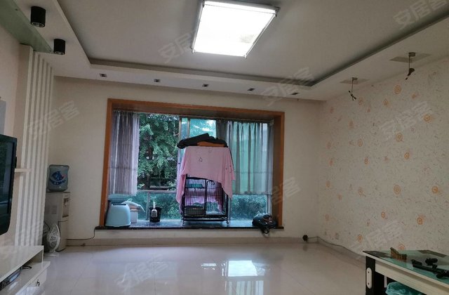 路7号附17号御都花园2000年建造高层(共7层)南北782室2厅1卫安昌桥