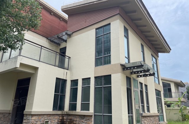 盘龙湾(别墅)5室2厅420㎡1128万二手房图片