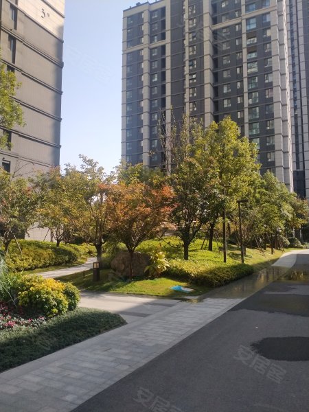 永威枫香庭东院