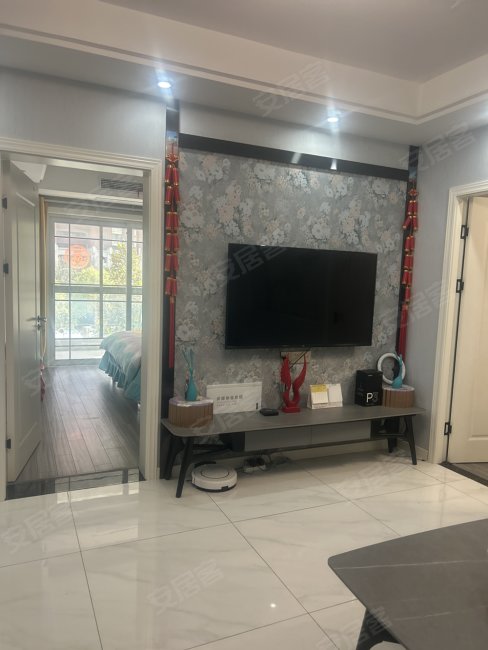 瑞景华府108平精装修车棚9平老证