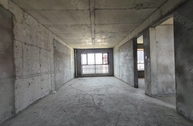 中铭玲珑郡3室2厅114㎡39万二手房图片