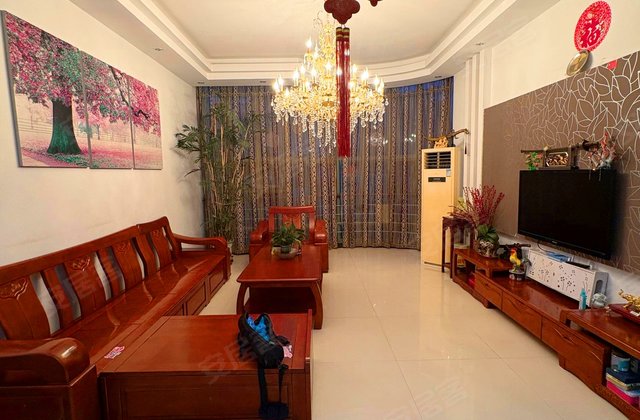 凤凰城凤鸣苑3室2厅163.59㎡210万二手房图片