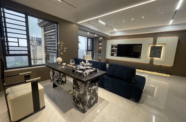 川师名庭5室2厅200㎡89.8万二手房图片