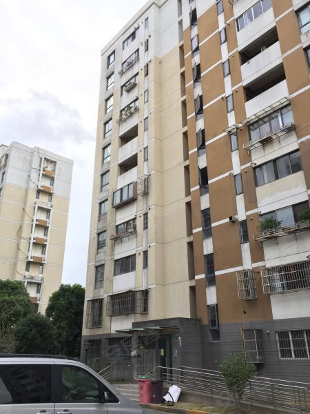 世博家园十四街坊 