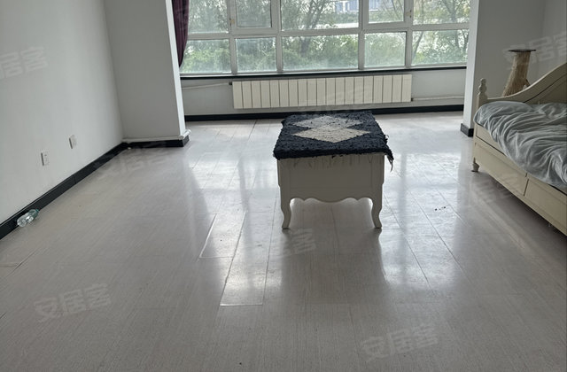 祥阁花园3室2厅130㎡79万二手房图片