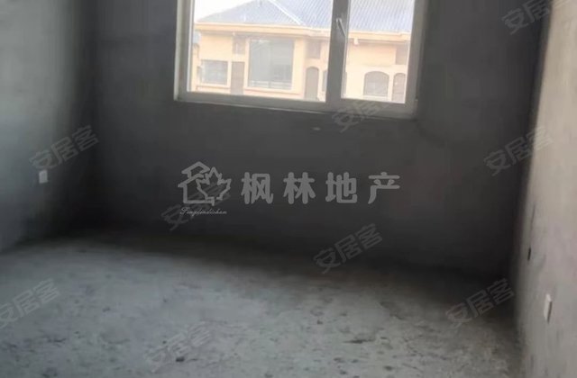 星河湾4室2厅234㎡184万二手房图片