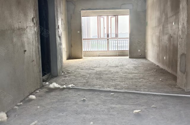融辉理想城D1区3室2厅130㎡49万二手房图片