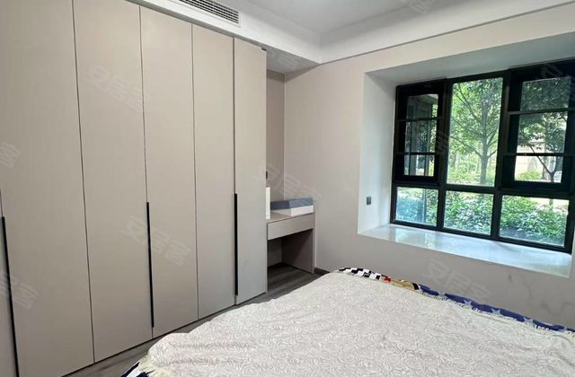 王府井绿洲郡3室2厅120㎡79.8万二手房图片