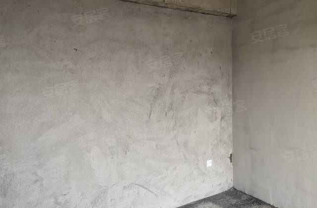 诚信东郡4室2厅139㎡46.8万二手房图片