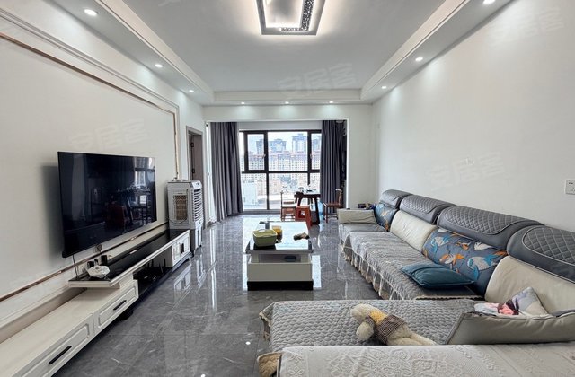 光大君庭4室2厅133㎡77.6万二手房图片