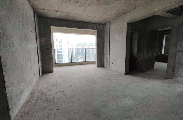 江与城4室2厅126㎡70.6万二手房图片