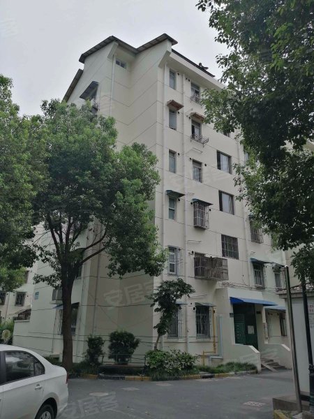 德华路226弄小区 