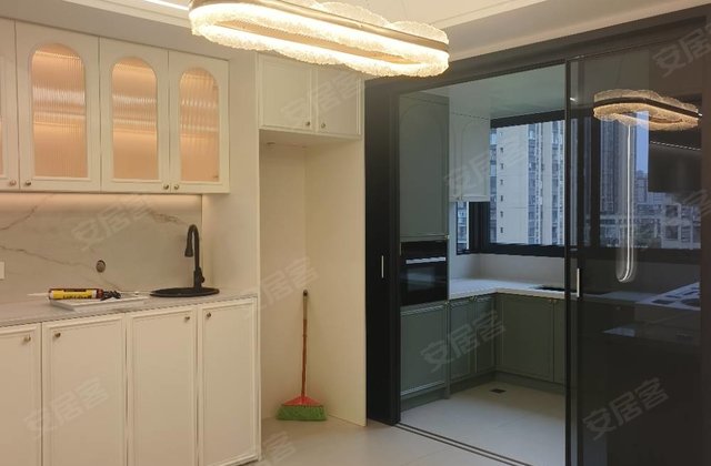 承平盛世四期4室2厅130㎡49万二手房图片